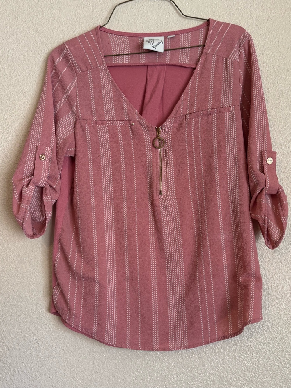 Striped Mauve V-Neck Zip-Front Blouse with Roll-Tab Sleeves